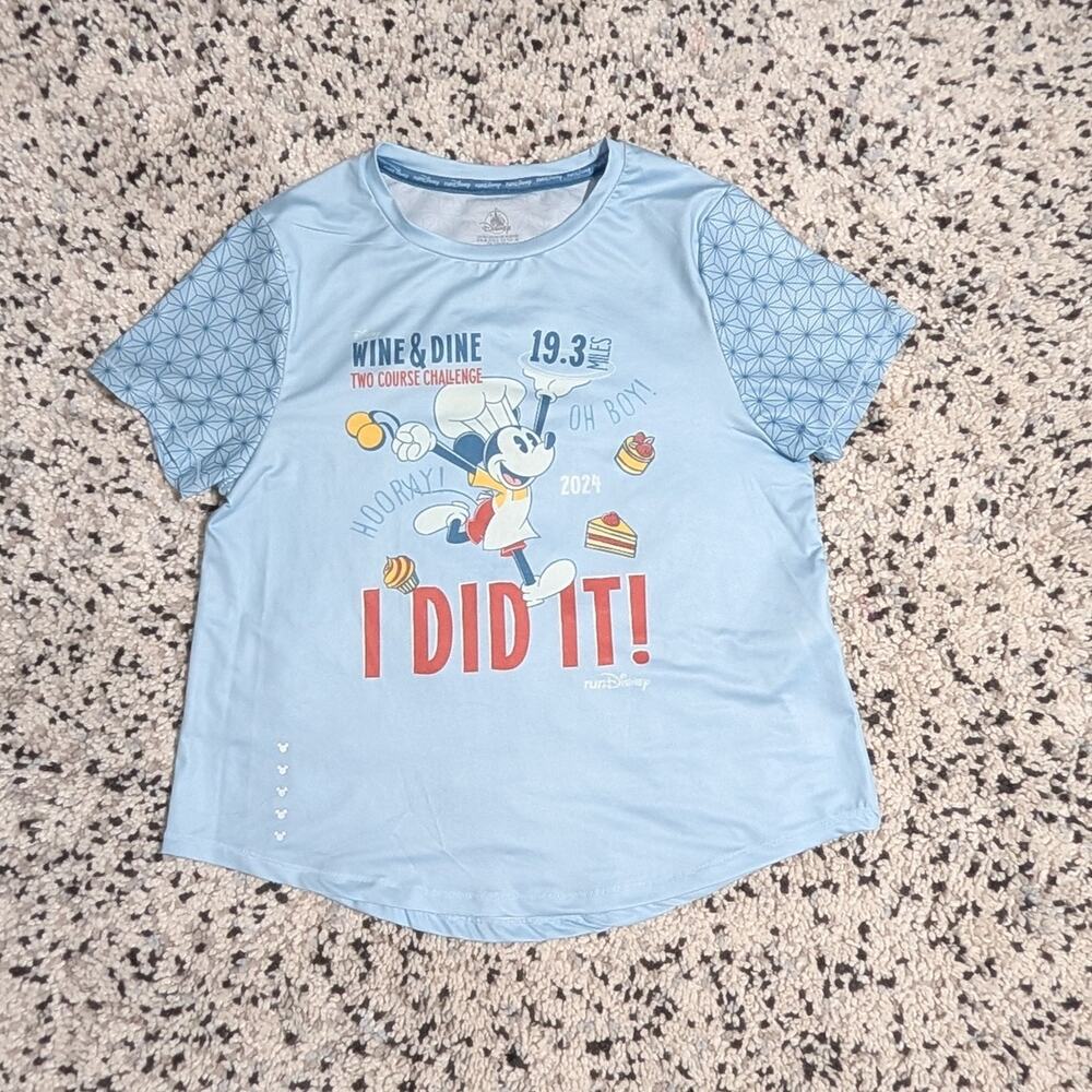 runDisney 2024 Wine & Dine Two Course Challenge 19.3 Miles Finisher Shirt Medium